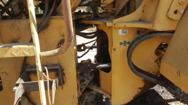 ขายตามสภาพ รถตัก KOMATSU WA300-1 SERIAL 30635 เครื่องและเกียร์มีให้ครบ ให้ไปซ่อมเองนะครับ ราคาคุยกันได้ ขายตามสภาพ รถตัก KOMATSU WA300-1 SERIAL 30635 เครื่องและเกียร์มีให้ครบ ให้ไปซ่อมเองนะครับ ราคาคุยกันได้