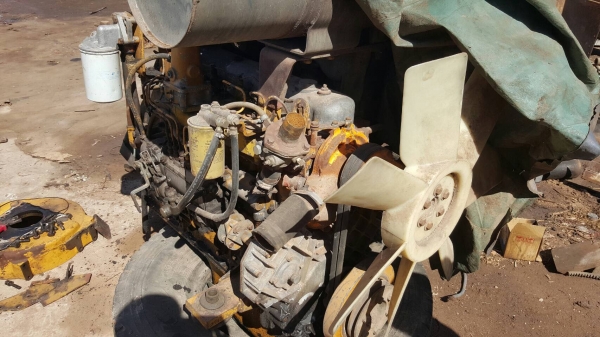 ขาย รถตัก KOMATSU WA300-1 SERIAL 30992 รถใช้งานได้ปกติ เครื่องดี ยกเกียร์ลงเปลี่ยนซีลและประเก็น ราคาคุยกันได้