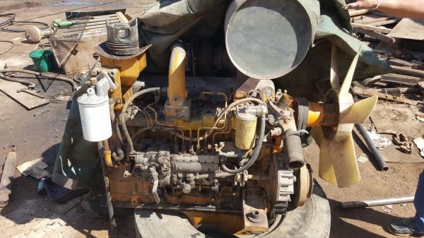 ขาย รถตัก KOMATSU WA300-1 SERIAL 30992 รถใช้งานได้ปกติ เครื่องดี ยกเกียร์ลงเปลี่ยนซีลและประเก็น ราคาคุยกันได้