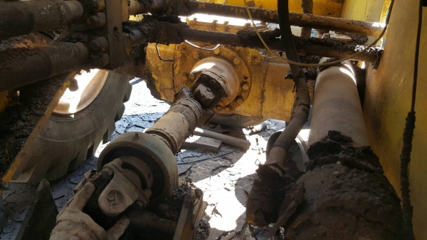 ขายตามสภาพ รถตัก KOMATSU WA320-1 SERIAL 10852 เครื่องและเกียร์มีให้ครบ ให้ไปซ่อมเองนะครับ ราคาคุยกันได้