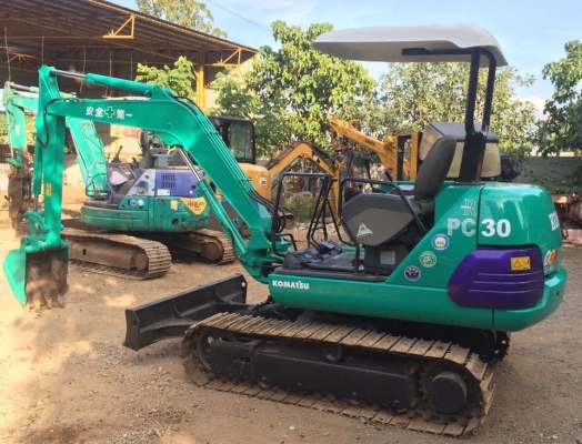 ขายรถขุดKOMATSU PC30-7เก่านอกเอกสารอินวอยนำเข้าไม่เคยใช้งานในไทยคับ ขายรถขุดKOMATSU PC30-7เก่านอกเอกสารอินวอยนำเข้าไม่เคยใช้งานในไทยคับ