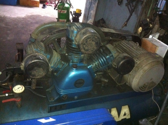 ขาย !! ปั้มลม5แรง.พูม่า.มอเตอร์มิตซู2สาย สภาพเดิม.พร้อมใช้งาน