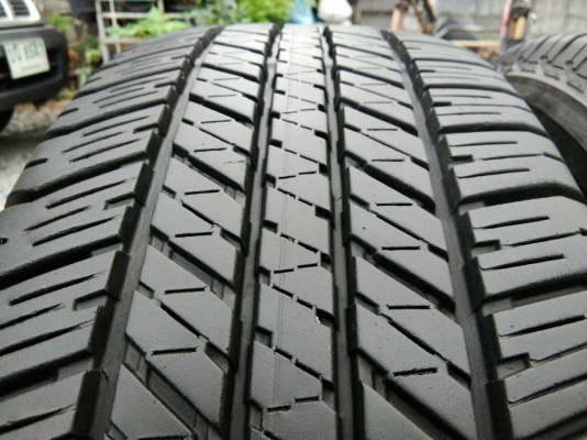 ขายยาง 265/65R17 บริดสโตน ยางสัปดาห์ที่33ปี14 ดอกยางหนาเต็มไม่มีปะสวยๆ จำนวน 1 ชุด