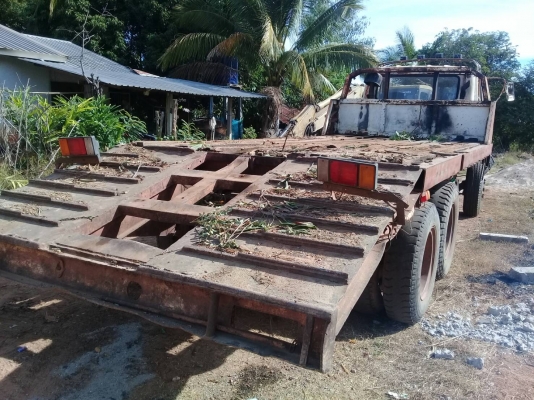 ขายรถบรรทุกรถแบคโฮท้ายลาด HINO 2เพลาบรรทุกรุ่น 200 ขายรถบรรทุกรถแบคโฮท้ายลาด HINO 2เพลาบรรทุกรุ่น 200