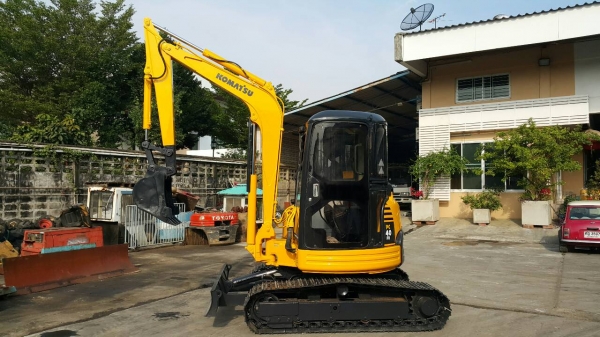 ขาย รถขุด KOMATSU รุ่น PC40FR มืิอสองญี่ปุ่น พร้อม หัวเก๋ง แทรกเหล็ก สลักบูท เอวแน่น 100\% ปั้มนิ้ว คอนโทรลสั้น ทำงานดีทุกระบบไว พร้อมใช้งาน มือถือ:LINE ID: 0818753444 ขาย รถขุด KOMATSU รุ่น PC40FR มืิอสองญี่ปุ่น พร้อม หัวเก๋ง แทรกเหล็ก สลักบูท เอวแน่น 100\% ปั้มนิ้ว คอนโทรลสั้น ทำงานดีทุกระบบไว พร้อมใช้งาน มือถือ:LINE ID: 0818753444