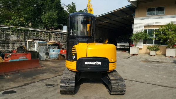 ขาย รถขุด KOMATSU รุ่น PC40FR มืิอสองญี่ปุ่น พร้อม หัวเก๋ง แทรกเหล็ก สลักบูท เอวแน่น 100\% ปั้มนิ้ว คอนโทรลสั้น ทำงานดีทุกระบบไว พร้อมใช้งาน มือถือ:LINE ID: 0818753444 ขาย รถขุด KOMATSU รุ่น PC40FR มืิอสองญี่ปุ่น พร้อม หัวเก๋ง แทรกเหล็ก สลักบูท เอวแน่น 100\% ปั้มนิ้ว คอนโทรลสั้น ทำงานดีทุกระบบไว พร้อมใช้งาน มือถือ:LINE ID: 0818753444