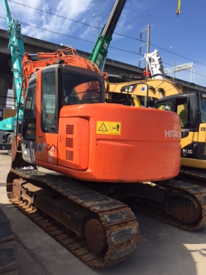 มาถึงใหม่แล้วรถขุด HITACHI ZX135USK พร้อมลายหัวเจาะ