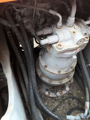 ขาย HITACHI EX200-5  เก่าญี่ปุ่นแท้   สภาพสวย  เดิมๆๆ เครื่องปั๊มดี  ลองระบบกันได้  ทุกวัน  โทร 089-3818694  ดวงนภา