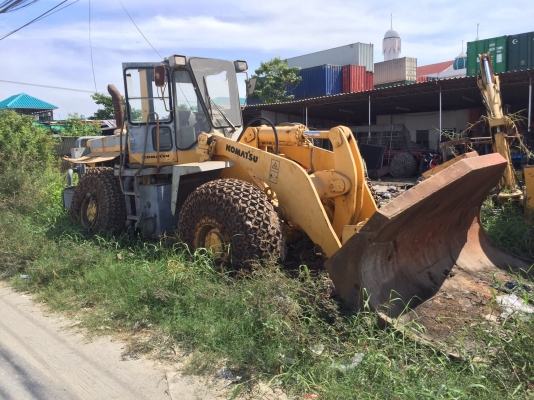 ขายรถตักWA420-3 ( ไม่มีที่จอด ) ขายรถตักWA420-3 ( ไม่มีที่จอด )