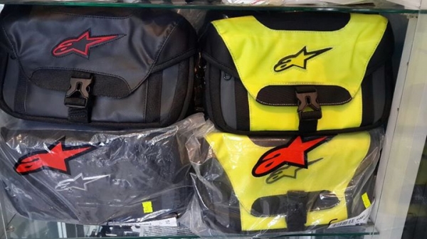 โล๊ะสต็อกสิ้นปีSale 40\% ด่วน!!!! ของแท้100\% มีแค่10ชิ้นสุดท้าย ราคา 1,320- เท่านั้น