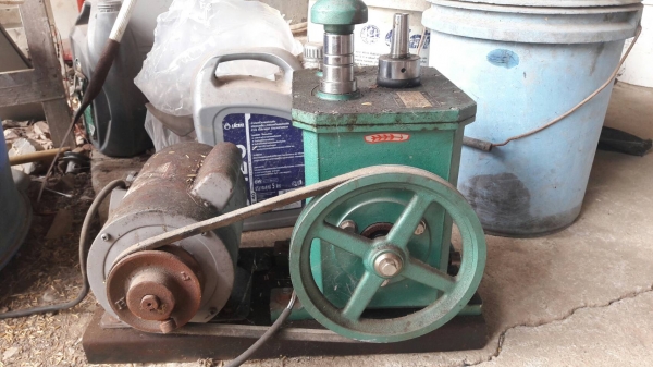 เครื่อง vacuum pump