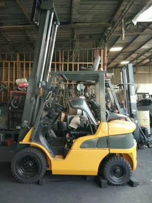 ขายรถโฟร์คลิฟท์ 2.5 ตัน  ดีเซล