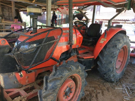 ขายรถไถคูโบต้า M7040 อุปกรณ์ใบดันหน้า ผาน5 เอกสารเล่มทะเบียนครบ สภาพทำงานปกติ