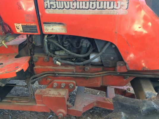 ขายรถไถคูโบต้า M7040 อุปกรณ์ใบดันหน้า ผาน5 เอกสารเล่มทะเบียนครบ สภาพทำงานปกติ