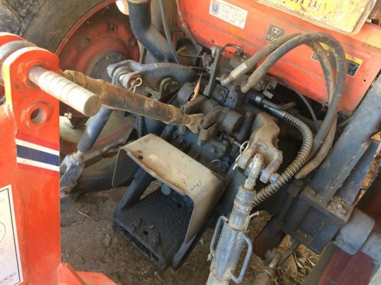 ขายรถไถคูโบต้า M7040 อุปกรณ์ใบดันหน้า ผาน5 เอกสารเล่มทะเบียนครบ สภาพทำงานปกติ