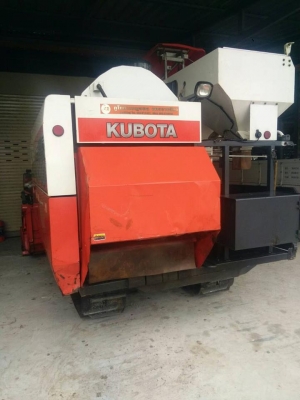 ขายรถเกี่ยวข้าวคูโบต้าDC60 ปี53 ทำงานน้อย ช่วงล่างดี เอกสารเล่มทะเบียนครบ