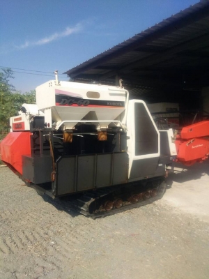 ขายรถเกี่ยวข้าวคูโบต้าDC60 ปี53 ทำงานน้อย ช่วงล่างดี เอกสารเล่มทะเบียนครบ