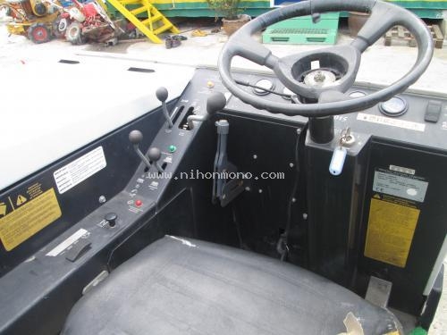 ราคา 460,000 บาท!! รถทำความสะอาด รหัสสินค้า 80904497 รุ่น 459000 ติดต่อ 081-8283376  www.nihonmono.com