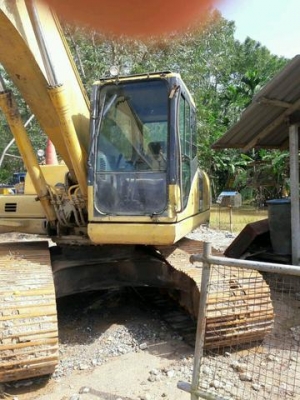 KOMATSU PC200-7 ไฟฟ้าครบ เครื่องดี ปั๊มแรง เอวแน่น ช่วงล่างเต็ม 11400 ชม. สนใจติดต่อ 087 297 6734 KOMATSU PC200-7 ไฟฟ้าครบ เครื่องดี ปั๊มแรง เอวแน่น ช่วงล่างเต็ม 11400 ชม. สนใจติดต่อ 087 297 6734