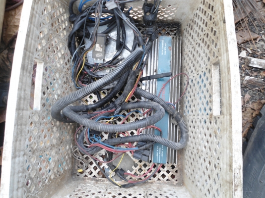 ขายเครื่องยนต์อีซุซุ (NGV) ราคา 28,000 บาท