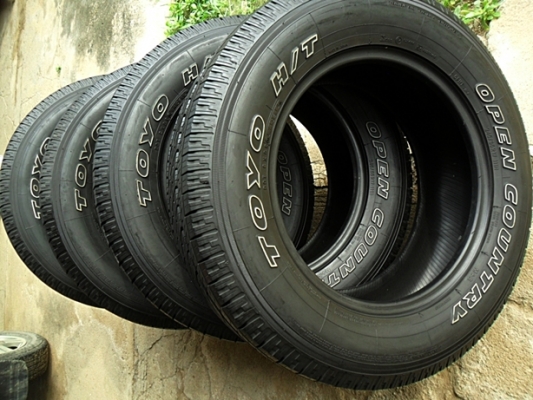 ยาง17กระบะสูง โตโย 245-65-17 ลงพื้นปลายปี14 (4 เส้น4,500)ดอกหนา1 ซม.