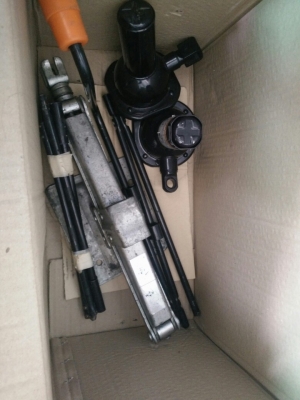 ขายชุดแม่แรงโตโยต้ากับอีซุซุแท้ติดรถ