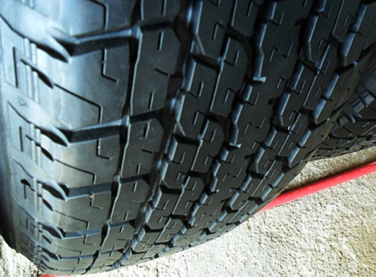 ยาง17กระบะสูง บริดสโตน 255-65-17ลงพื้นปี15 ดอกหนา1เซ็น ยาง17กระบะสูง บริดสโตน 255-65-17ลงพื้นปี15 ดอกหนา1เซ็น