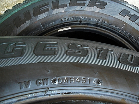 ยาง17กระบะสูง บริดสโตน 255-65-17ลงพื้นปี15 ดอกหนา1เซ็น ยาง17กระบะสูง บริดสโตน 255-65-17ลงพื้นปี15 ดอกหนา1เซ็น