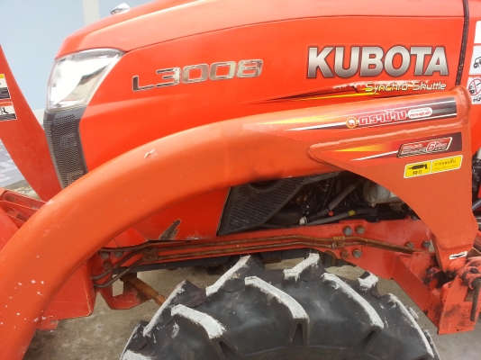 คูโบต้า L3008DT 4 WD ใบมีดดันหน้า ผานหลัง