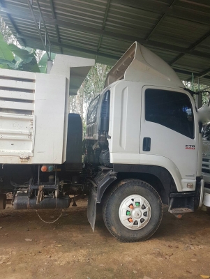 รถอีซูซุ 6 ล้อดั้ม FTR 240 แรงม้า. ปี 56 - 57 , ( * มี ขาย 2 คัน. ) สนใจติดต่อ 081 - 6079515 รถอีซูซุ 6 ล้อดั้ม FTR 240 แรงม้า. ปี 56 - 57 , ( * มี ขาย 2 คัน. ) สนใจติดต่อ 081 - 6079515