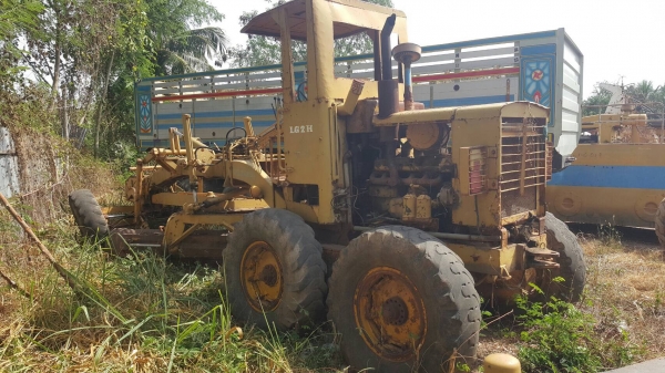 ขาย รถเกรด MITSUBISHI LG-2H รถจอดไว้ไม่ได้ใช้งาน เอกสารใบซื้อขาย ราคาต่อรองได้ครับ