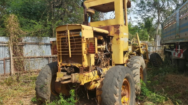 ขาย รถเกรด MITSUBISHI LG-2H รถจอดไว้ไม่ได้ใช้งาน เอกสารใบซื้อขาย ราคาต่อรองได้ครับ