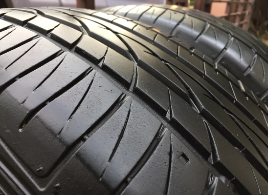 ยาง FALKEN 265 60 18 ปลายปี14 ดอกเต็ม ใช้ยาว ราคาไม่แพง ยาง FALKEN 265 60 18 ปลายปี14 ดอกเต็ม ใช้ยาว ราคาไม่แพง