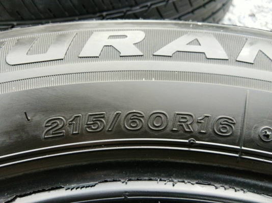 ขายยาง 215/60R16 บริดสโตน สัปดาห์ที่47ปี15 ดอกยางหนาเต็มสด จำนวน 1 ชุด
