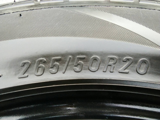 ขายยาง 265/50R20 MAXXIS ปี14 ดอกยางหนาสวย จำนวน 1 ชุด