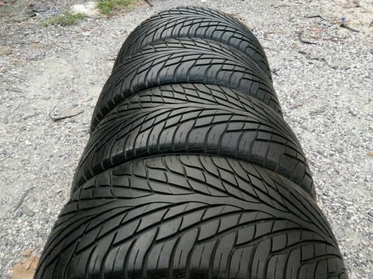 ขายยาง 265/50R20 MAXXIS ปี14 ดอกยางหนาสวย จำนวน 1 ชุด
