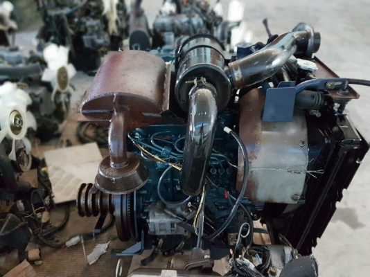 เครื่องยนต์ดีเซล kubota 3สูบ 25แรงม้า สภาพสวย พร้อมหม้อน้ำ นำเข้าจากญี่ปุ่น ติดง่าย