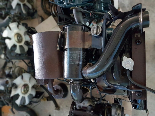 เครื่องยนต์ดีเซล kubota 3สูบ 25แรงม้า สภาพสวย พร้อมหม้อน้ำ นำเข้าจากญี่ปุ่น ติดง่าย