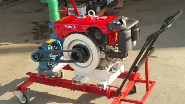 เครื่องสูบนํ้า KUBOTA  ET110 พร้อมใช้งานทันที