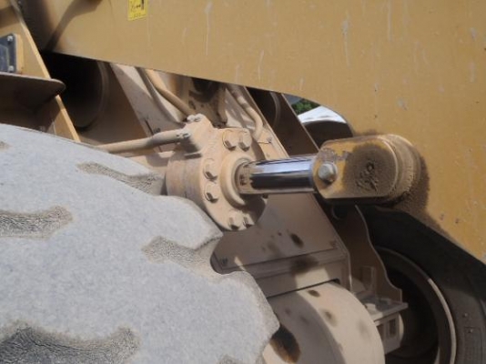 CAT 966H ปี 2011 ใช้งานแค่ 6712 ชม. นำเข้าจากญี่ปุ่น สภาพดีมากครับ CAT 966H ปี 2011 ใช้งานแค่ 6712 ชม. นำเข้าจากญี่ปุ่น สภาพดีมากครับ