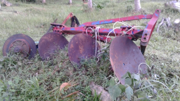 ขายรถไถ FAMARTER 2 เพลา 90 แรงม้า อุปกรณ์ 3 อย่าง ใบมีด 3 จาน 7 จาน เอกสารชุดจดทะเบียน ราคา 180000