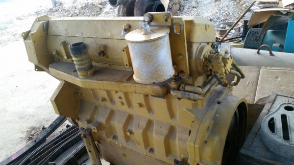 ขายเครื่องยนต์ John Deere