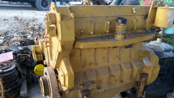 ขายเครื่องยนต์ John Deere