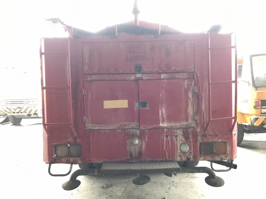 รถน้ำ hino