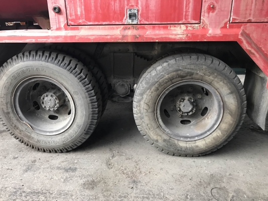 รถน้ำ hino