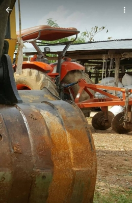 รถไถ คูโบต้า เอ็ม9540 สองเพลา มีใบมีดผาน3 เล่มทะเบียนพร้อม รถไถ คูโบต้า เอ็ม9540 สองเพลา มีใบมีดผาน3 เล่มทะเบียนพร้อม