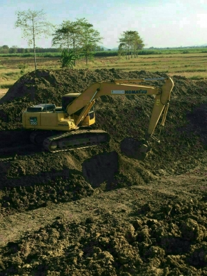 ขายแบคโฮ โคสัตสุ รุ่นพีซี 200-7 เอกสารสัญญา ระบบเต็มร้อยครับ