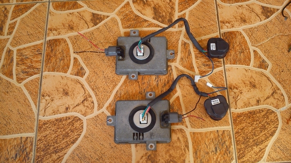 บัลลาส XENON ยี้ห้อ MITSUBISHI ELECTRIC แท้ จากญี่ปุ่น ใส่ หลอด D2R D2S