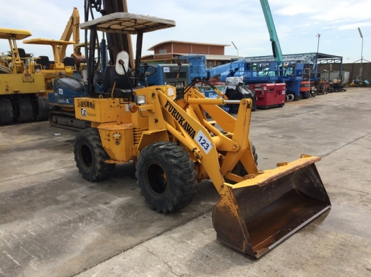 รถตัก Furukawa FL30-1 บุ้งกี๋ครึ่งคิว สภาพสวยจัด นำเข้าจากญี่ปุ่น