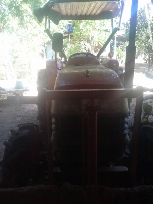 รถไถ 45 แรง   ปึ 53  เครื่องแห้งดี  พร้อมลุยงาน อุปกร  3 ชิ้น  ราคา  เบาฯฯ  265000  บาท    ดูรถ ที อ.โพนทอง จ.ร้อยเอ็ด   วันทูคอล 0986683479 dtac 0991751349 สิทธิ์ คับ